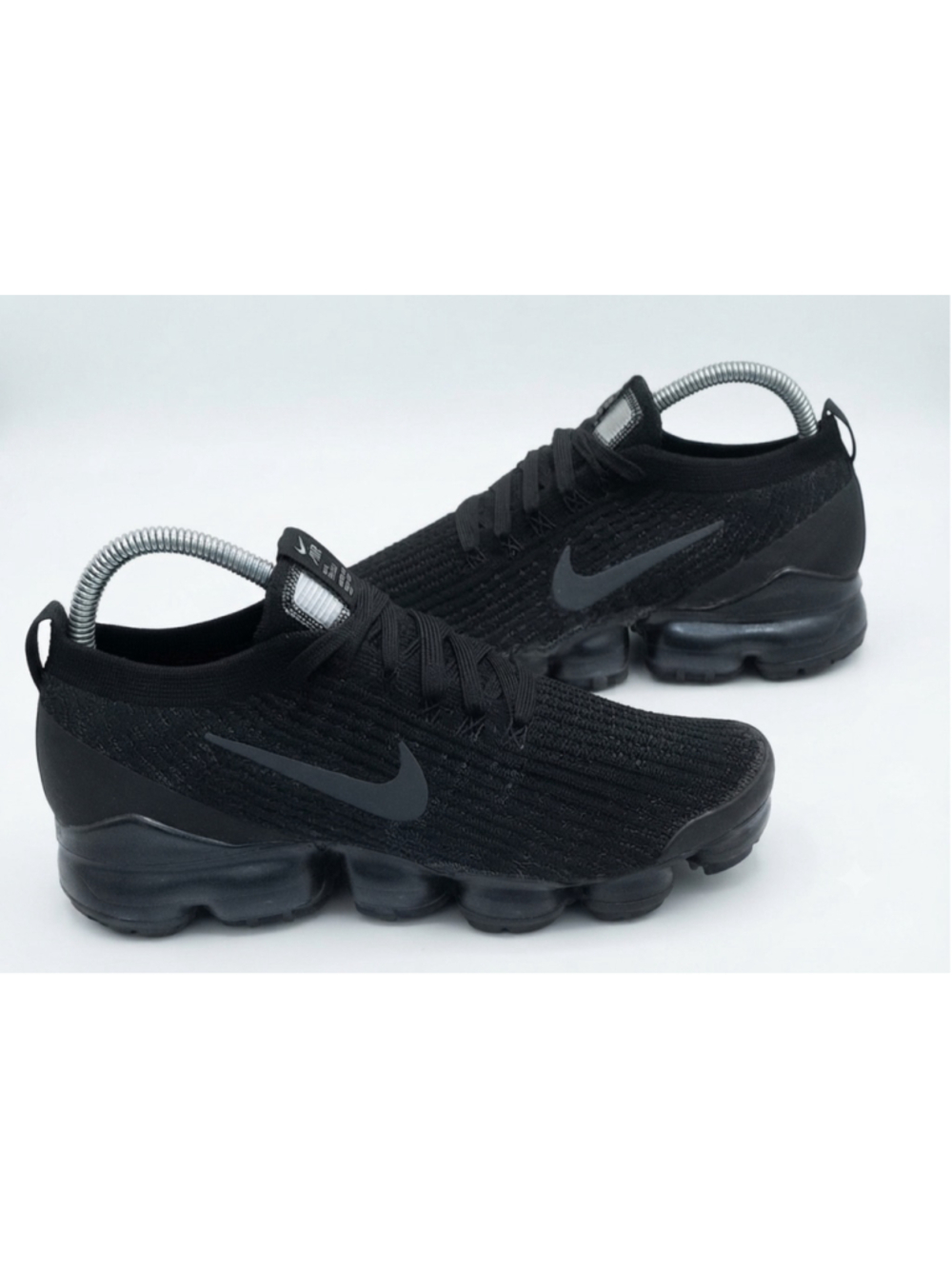 Nike Air VaporMax Flyknit 3 Sneakers: Triple
Black (Women's) -AJ6910-002 size 8 - Picture 2 of 5